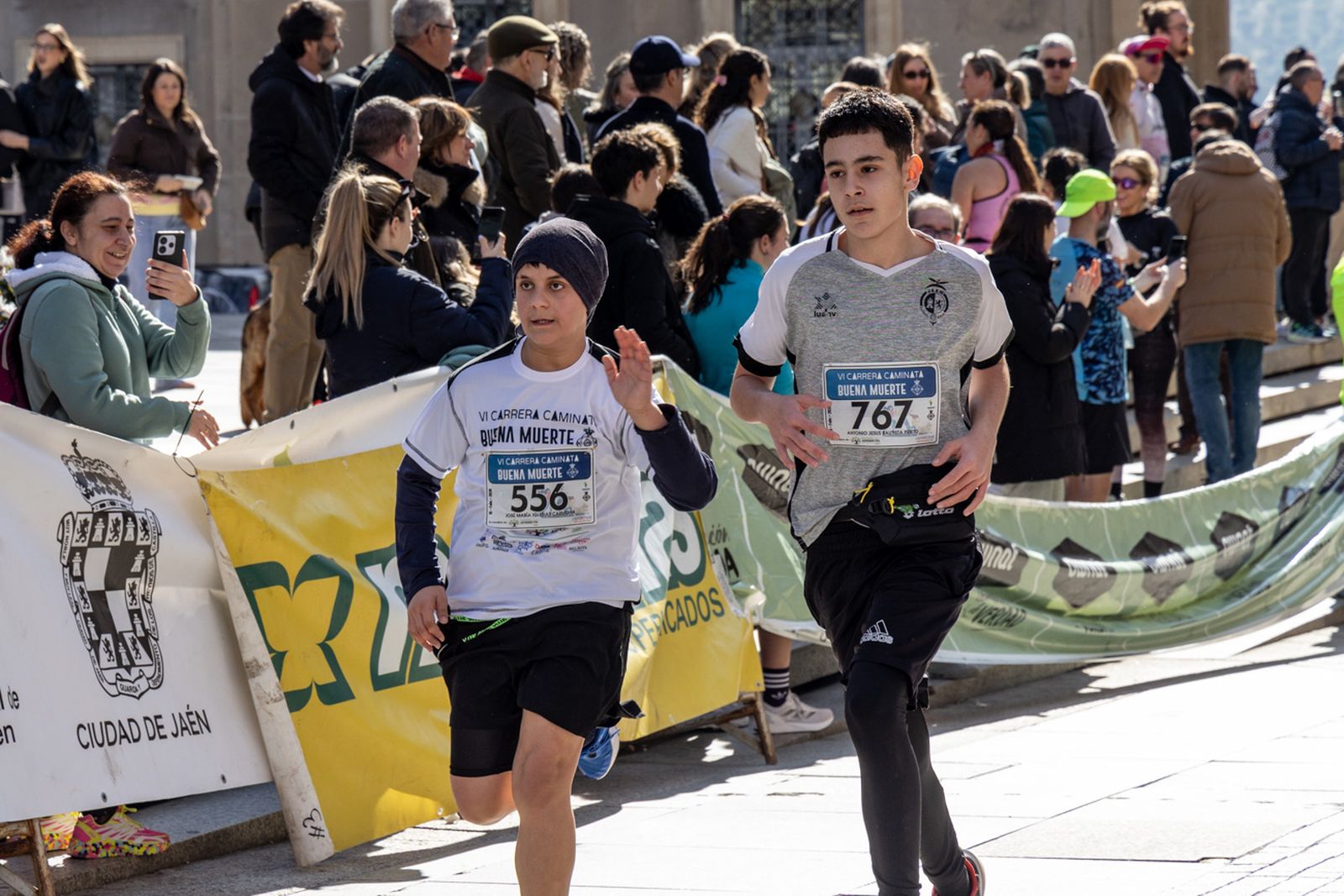En imágenes: deporte y solidaridad se dan la mano en la VI Carrera-Caminata de la Hermandad de la Buena Muerte (2)