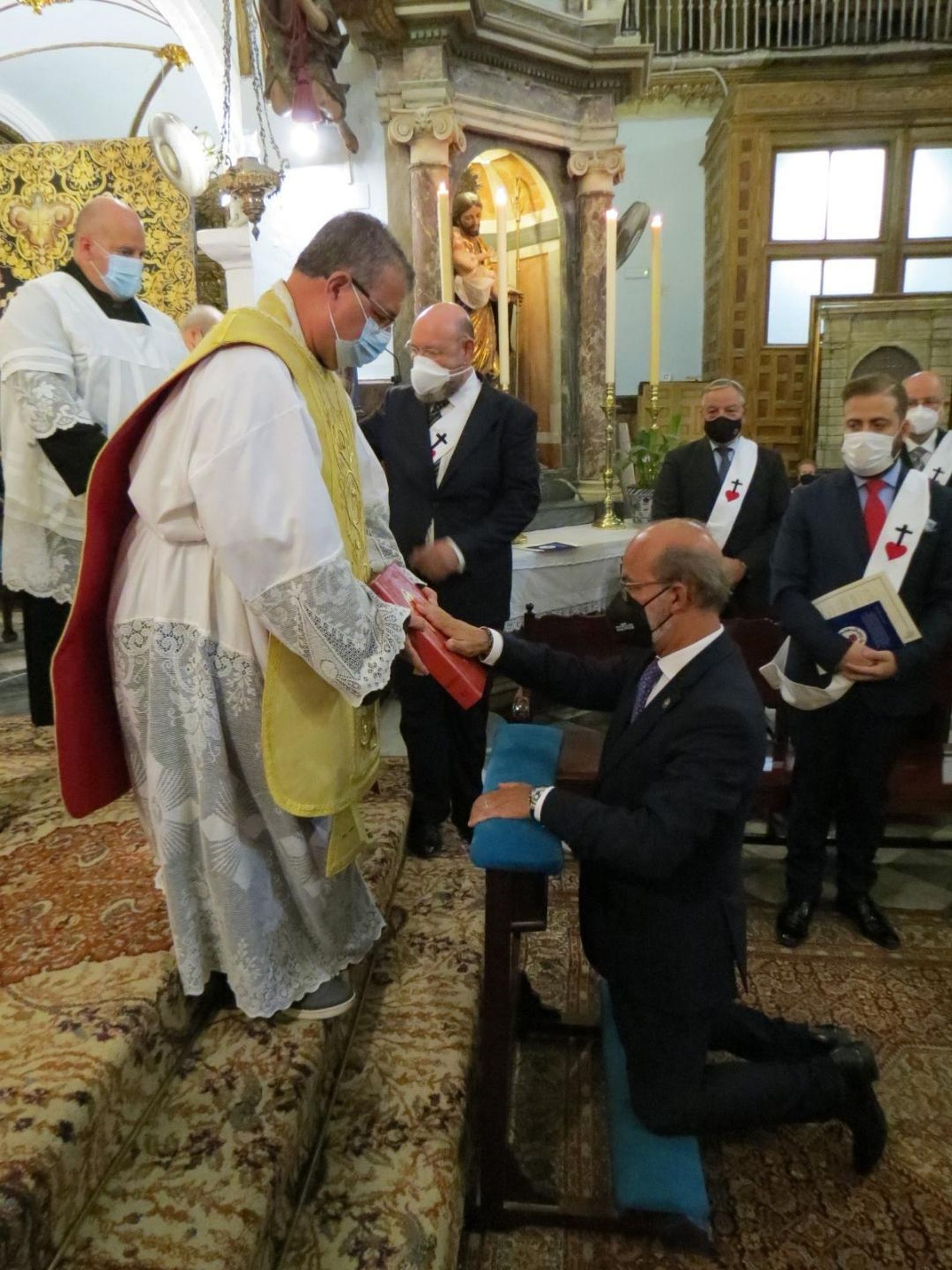Manuel Rodríguez Piñero, durante el acto de ingreso, en la Hermandad de la Santa Caridad.
