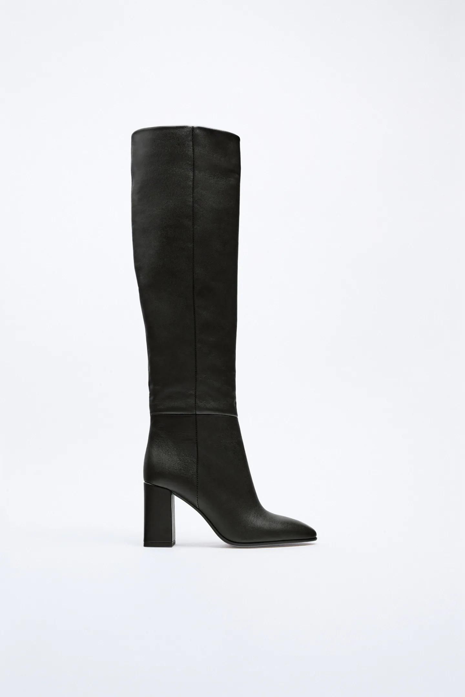 Botas altas de Zara.