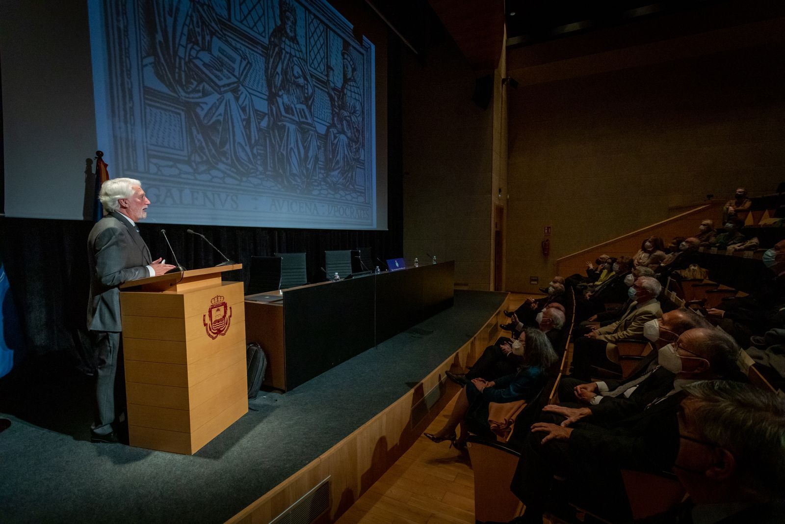 Las imágenes del acto de ingreso en la Academia de San Romualdo de Jesús Castiñeiras Fernández
