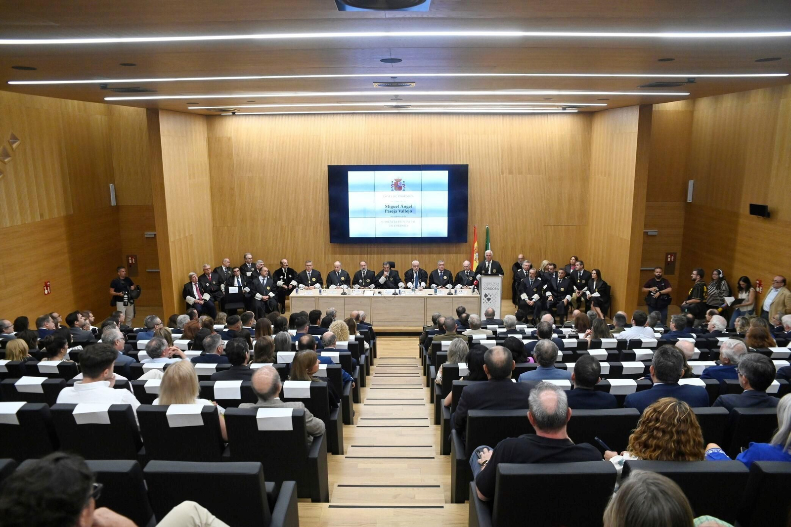 En imágenes, la toma de posesión de Miguel Ángel Pareja como presidente de la Audiencia Provincial