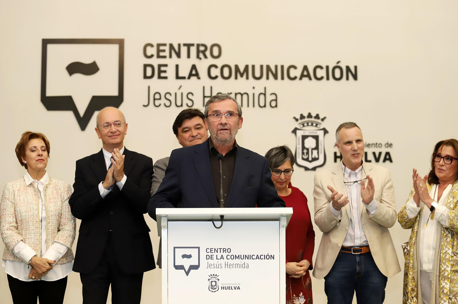 El Centro de Comunicación "Jesús Hermida" abre sus puertas, en imágenes