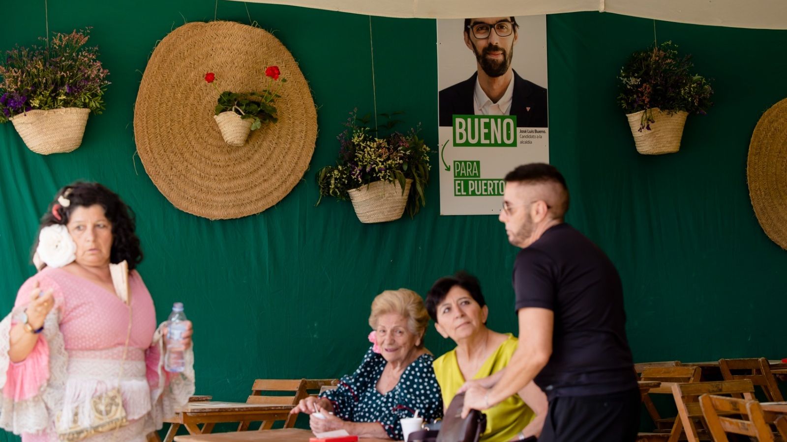 La caseta de Izquierda Unida cumple ya 50 años en la Feria de Primavera.
