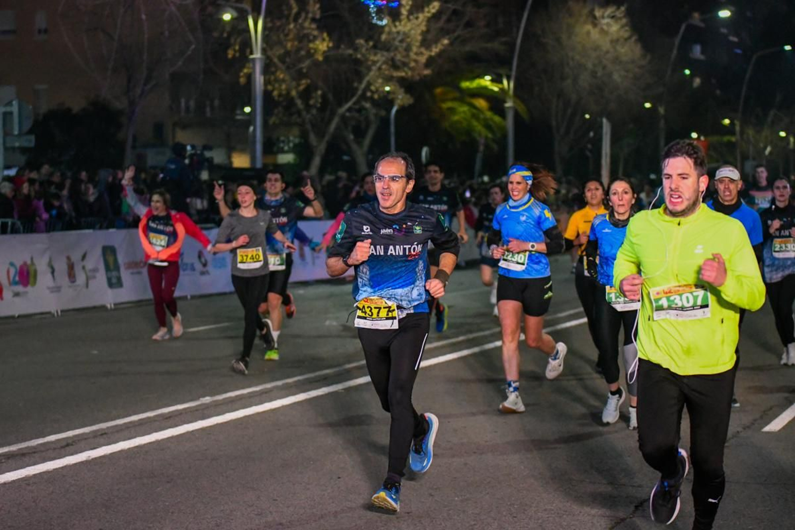 En imágenes: búscate en tu llegada a meta de la Carrera de San Antón 2025 (5)