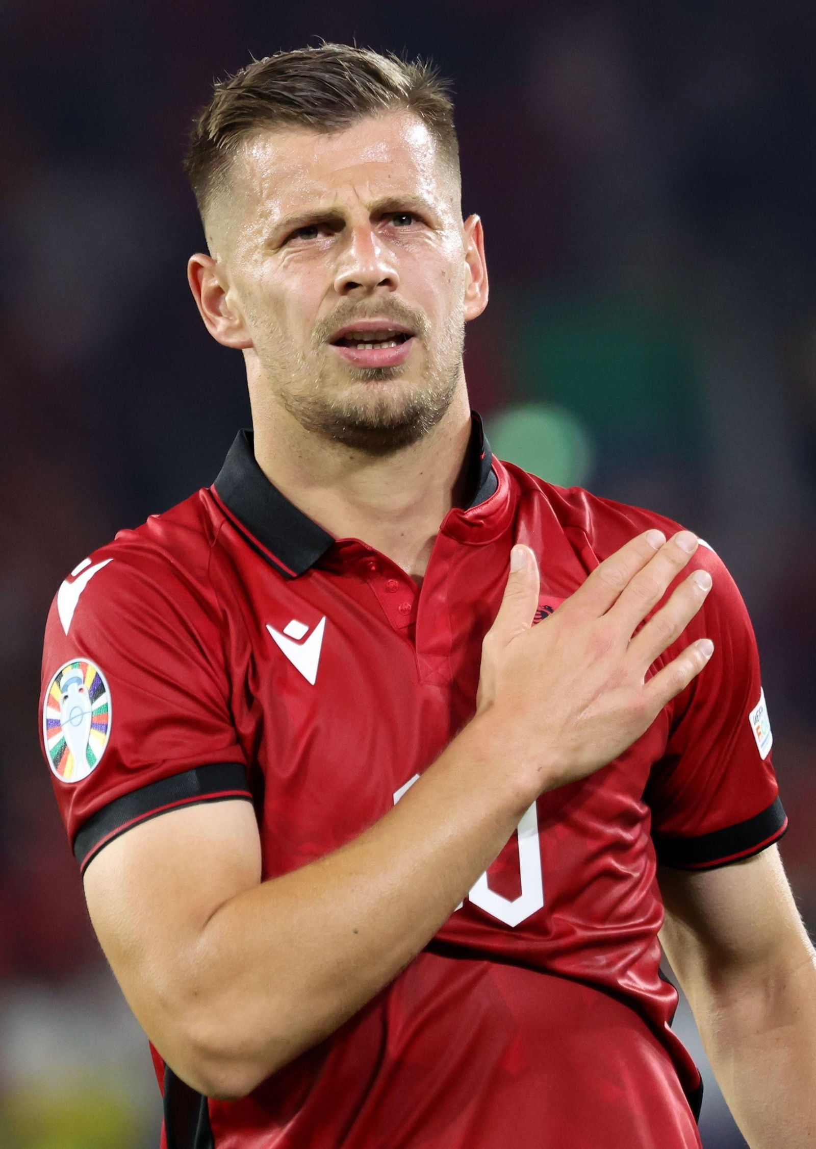 Las fotos del Albania - España