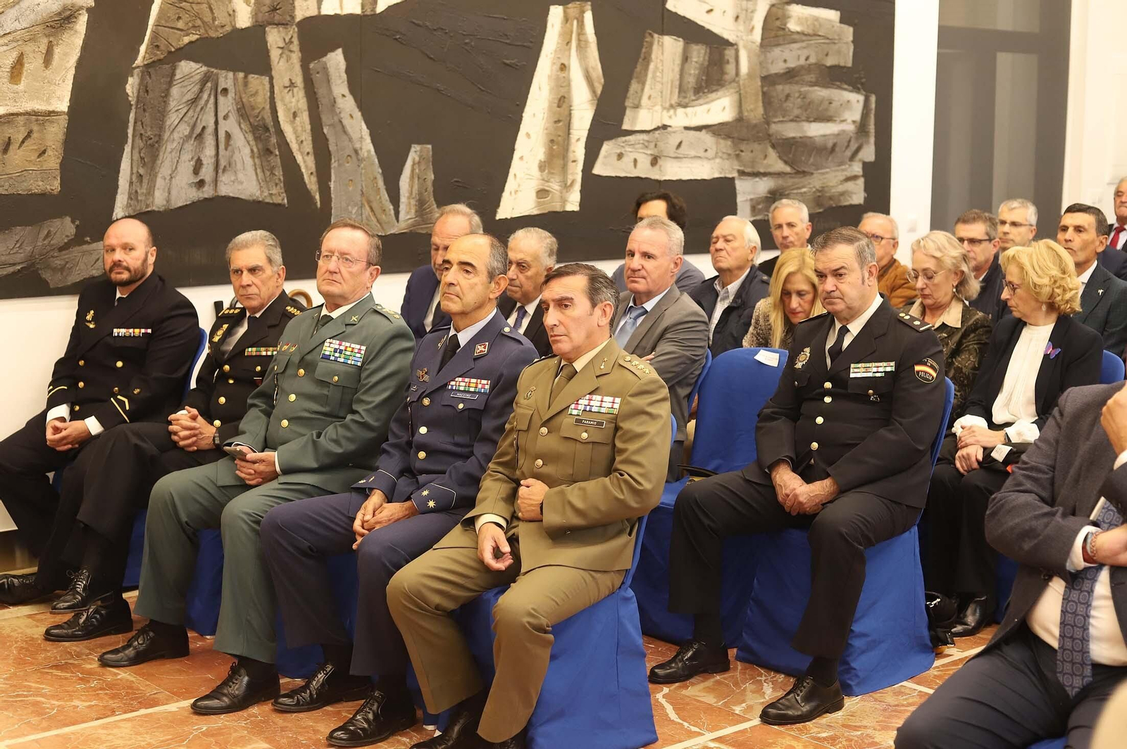 Imágenes del acto conmemorativo del 44 Aniversario de la Constitución Española y en el que se hace entrega al Real Club Recreativo de Huelva del decimotercer Premio Martín Alonso Pinzón a los Valores Constitucionales