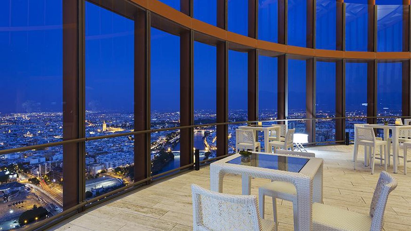 Terraza Atalaya del hotel Torre Sevilla.