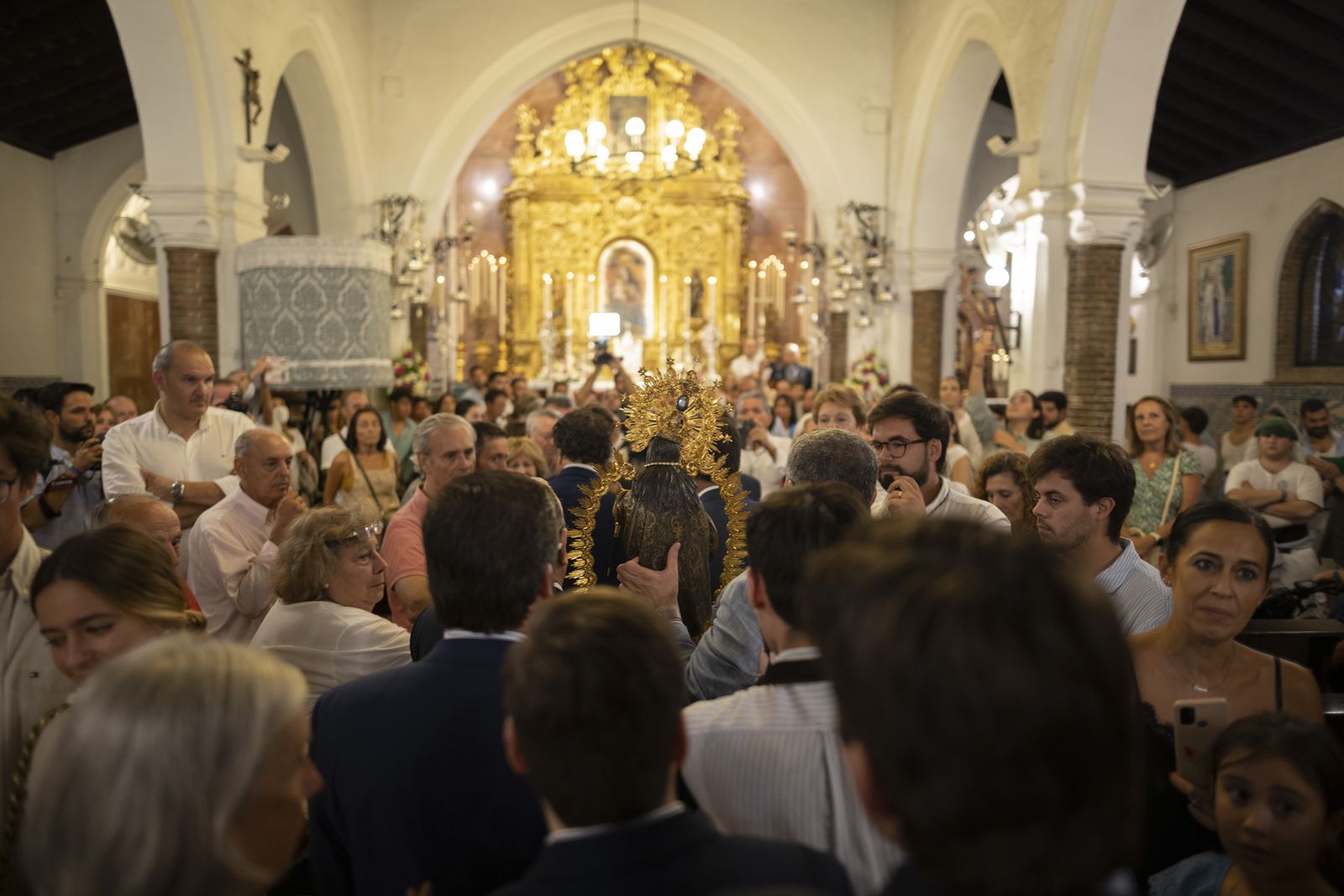 Imágenes de la recogida de la Virgen de la Cinta 2022
