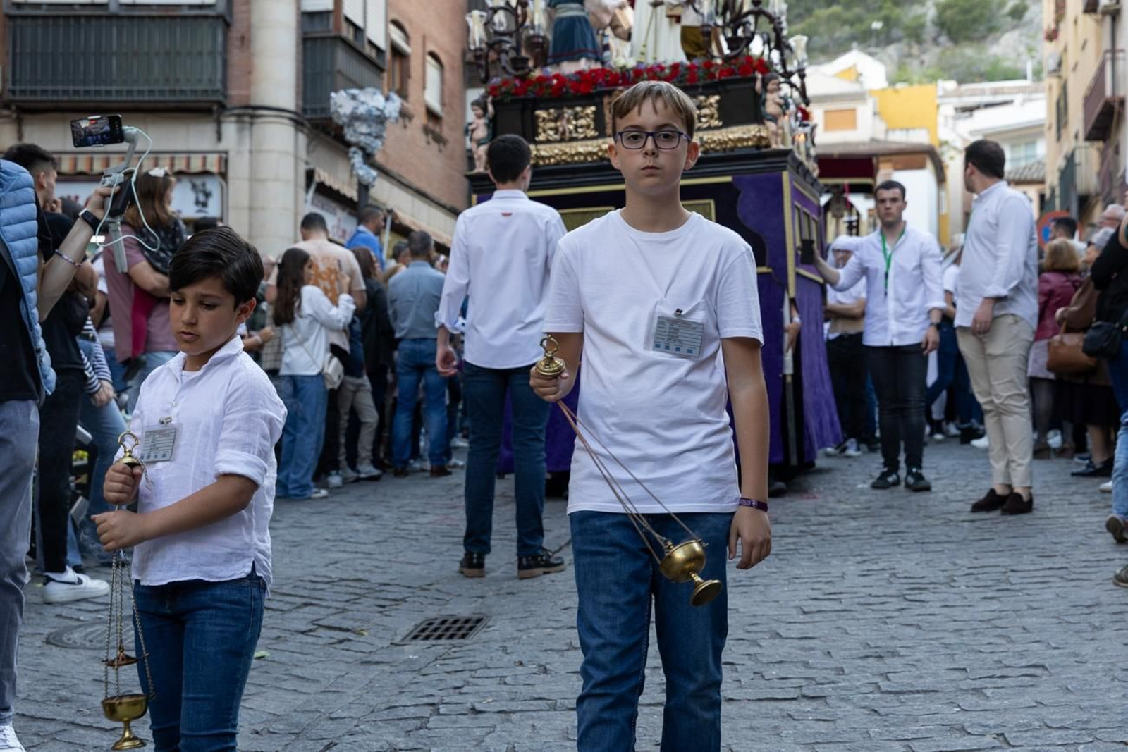 Procesiones infantiles y cruces del 2 de mayo