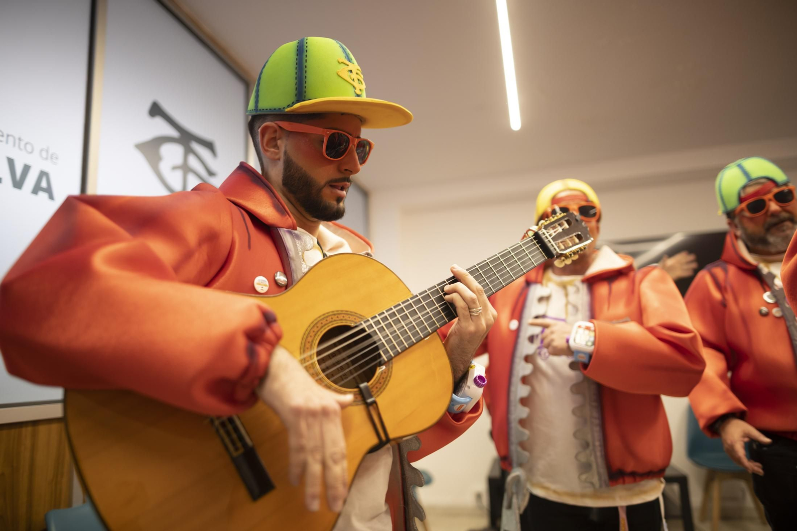 La última jornada de semifinales del Carnaval de Huelva, en imágenes