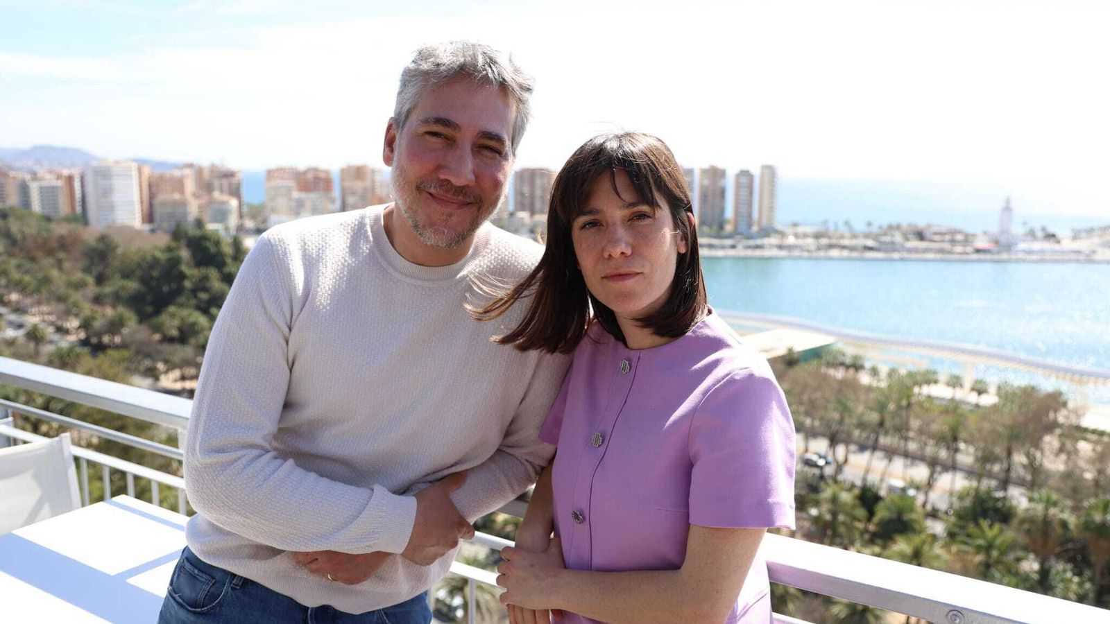 Ammann y Cusí posan en la terraza del AC Málaga Palacio.