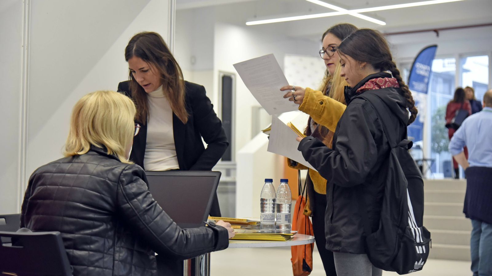Las fotos de la Feria del Empleo de la Universidad de Cádiz en la Politécnica