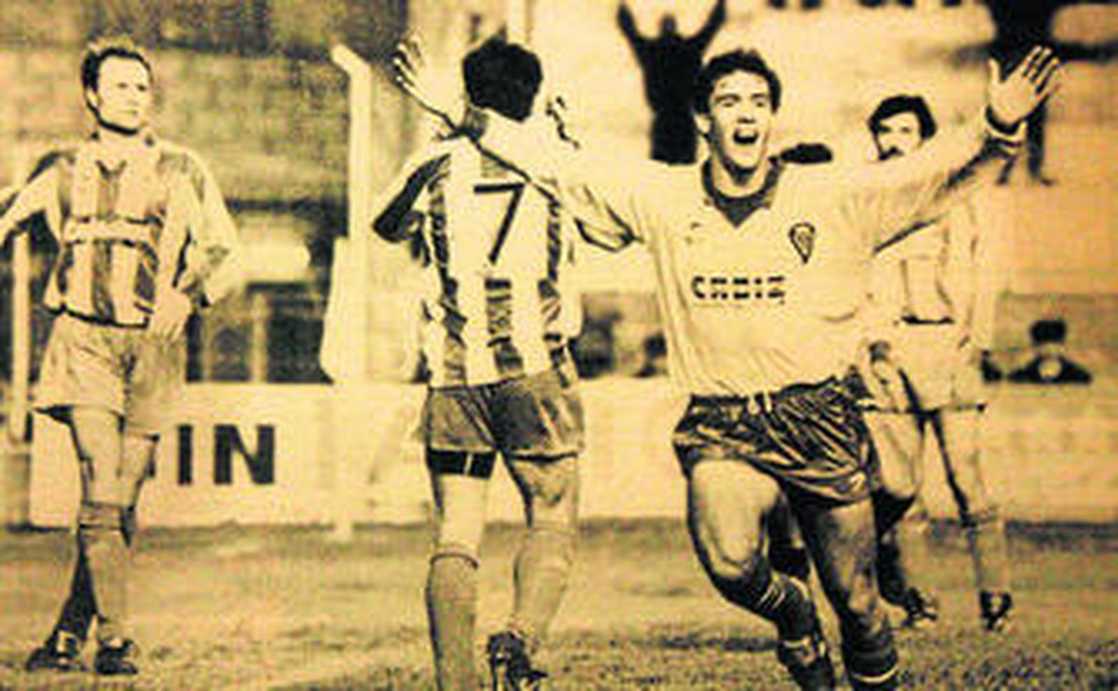 Marcelo celebra su gol de 1990 al Sporting, que colocó al Cádiz en semfinales de Copa por primera y única vez en la historia.