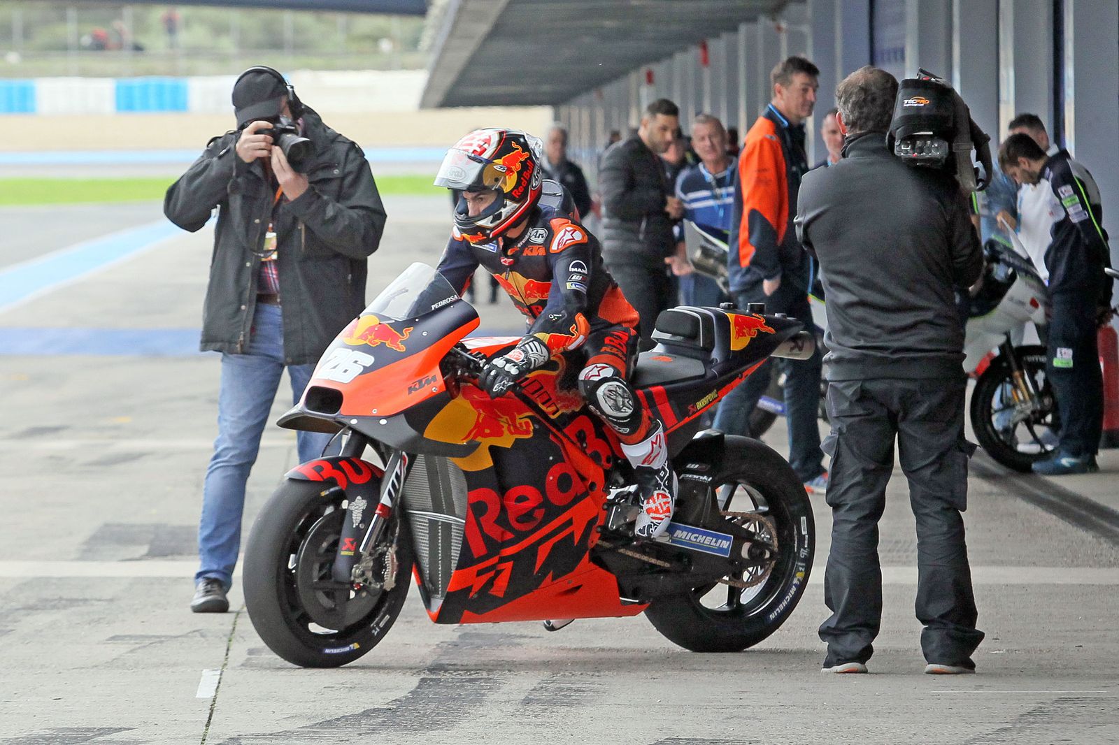 Segundo día de entrenamientos de MotoGP en Jerez