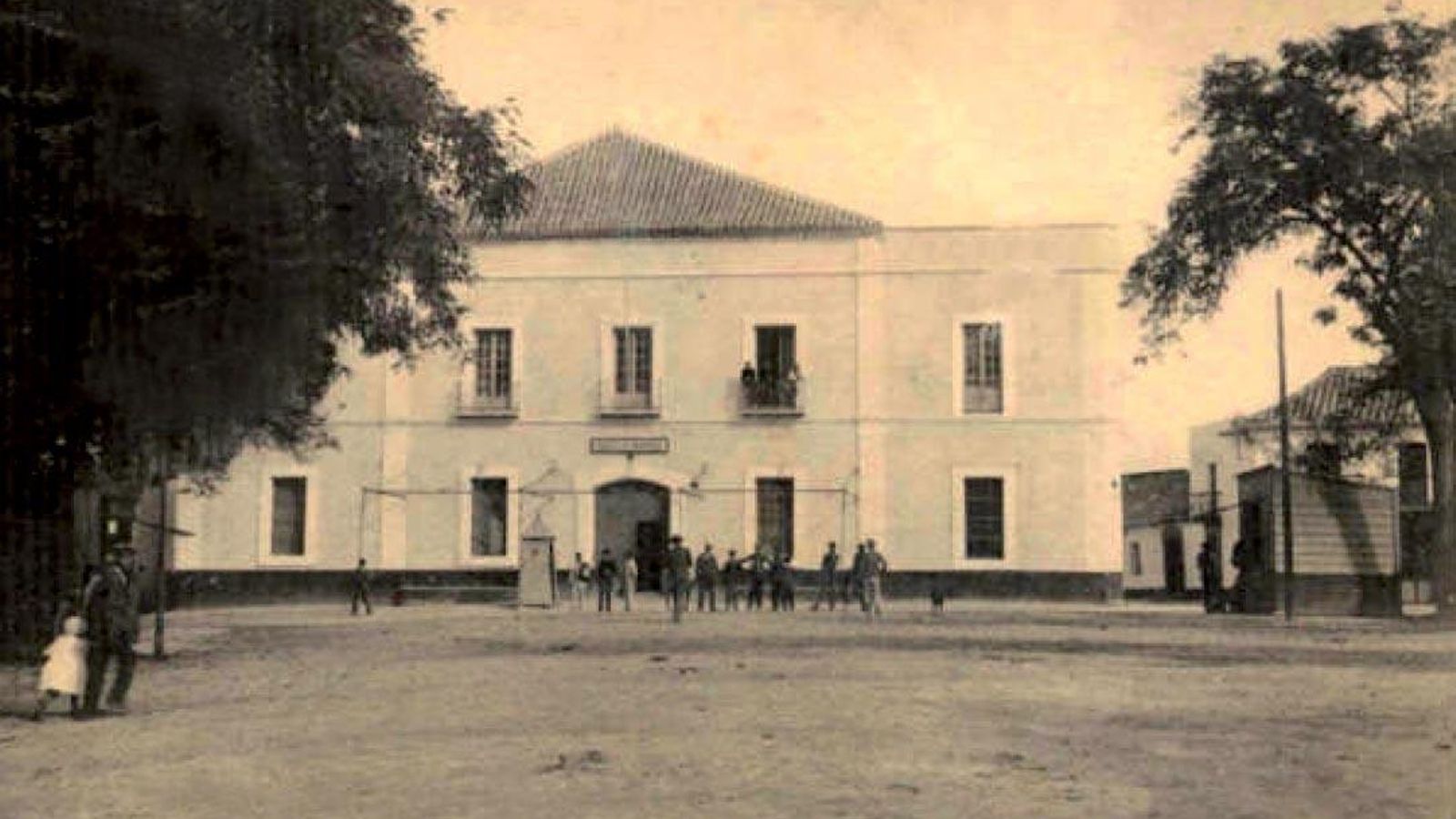 Cuartel de Infantería del Calvario, donde estuvo ubicado el Regimiento Extremadura 15, destino, en varias ocasiones, entre los años 1883 y 1892, de Antonio Meulener (1906).