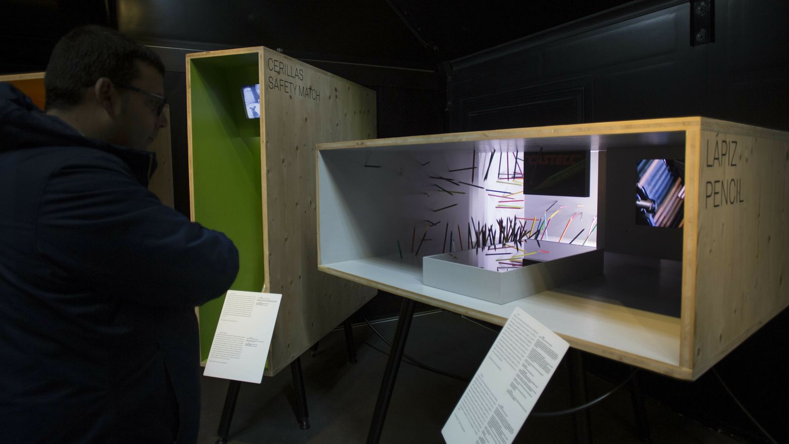 El lápiz forma parte de la muestra