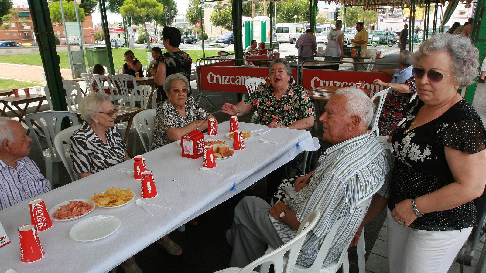 Imagen de archivo de una comida para la tercera edad