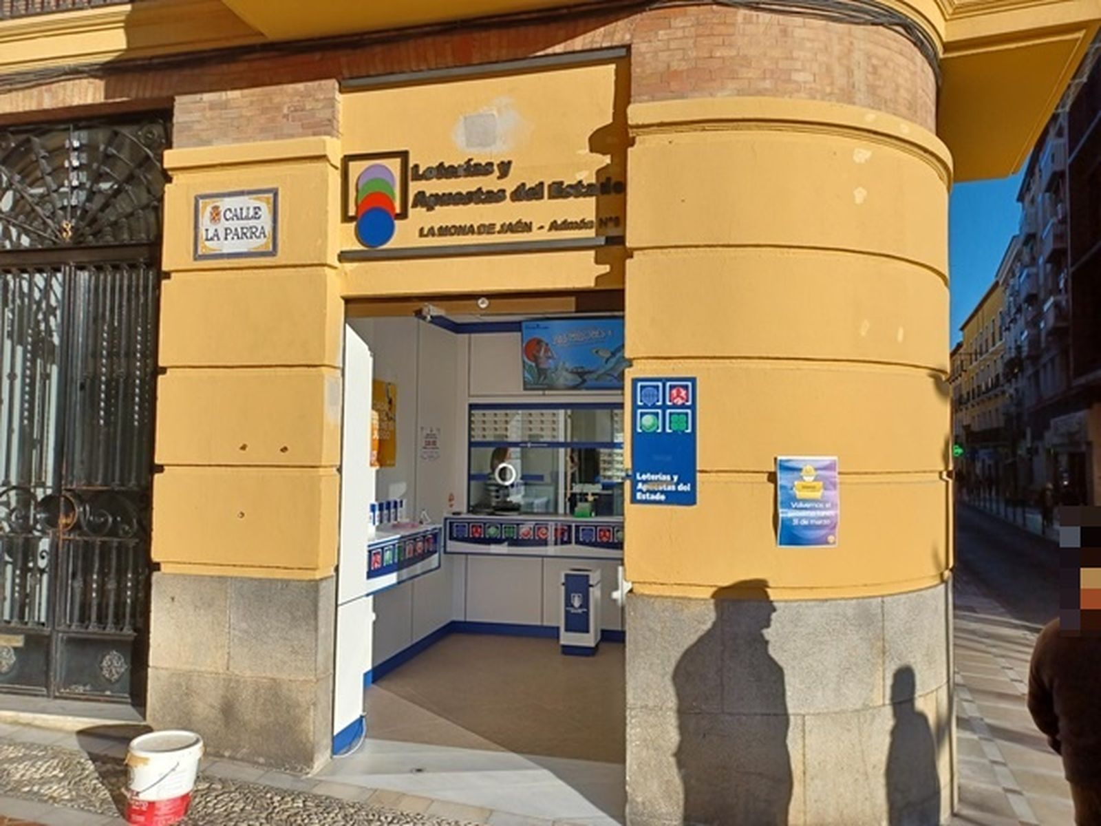 Administración de lotería de la calle Álamos, en Jaén.
