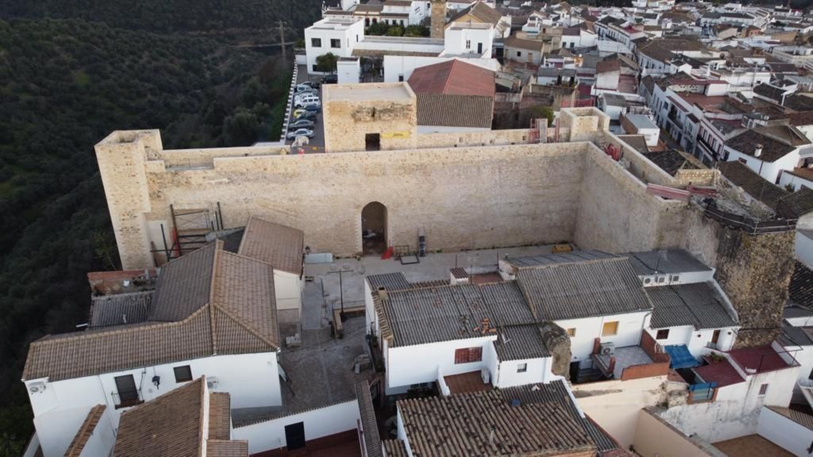 Casco antiguo de Hornachuelos, con el Castillo.