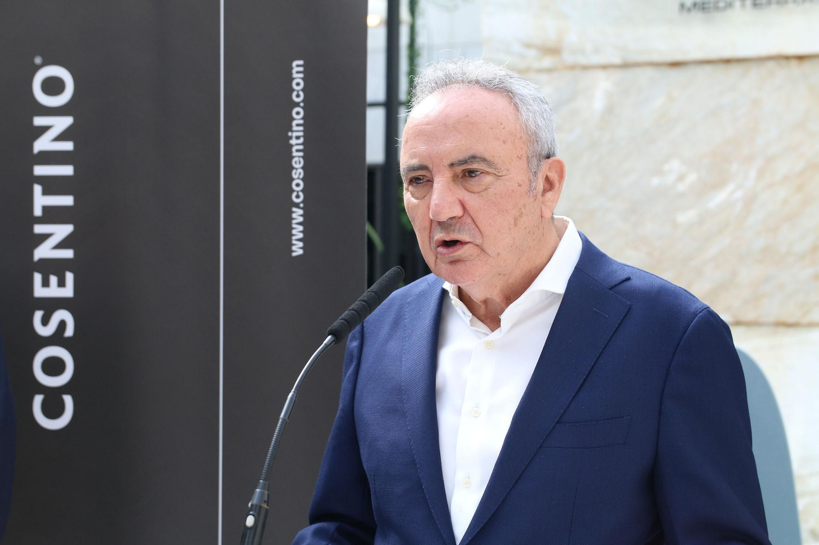 Cosentino planea salir a Bolsa y contrata los servicios de Goldman Sachs y JPMorgan