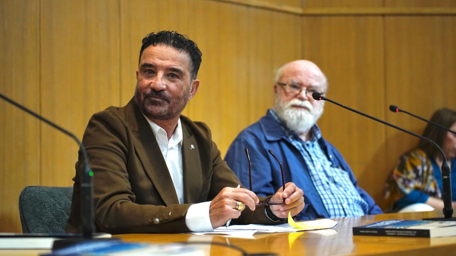 Fotos de la presentación del libro de Roberto Losada en el Auditorio Millán Picazo