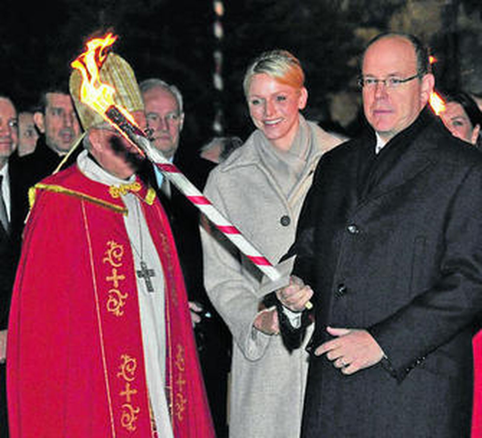 Alberto y Charlene cumplen con la tradición de santa Devota