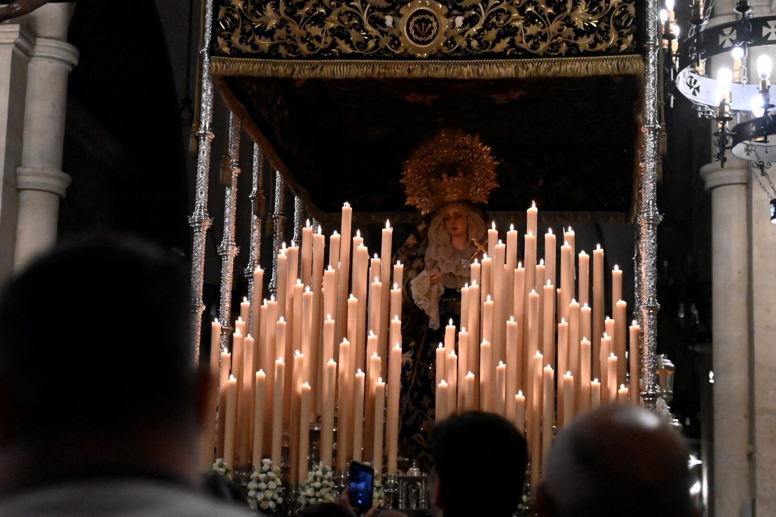 Las mejores imágenes de la hermandad de la Expiración de este Viernes Santo de Córdoba