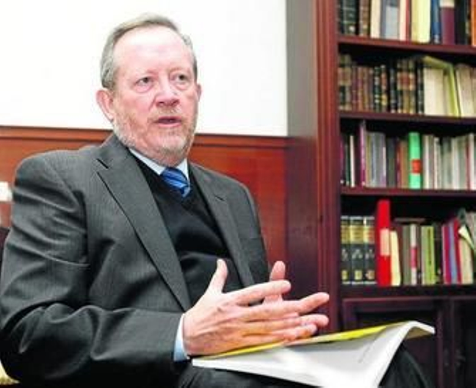 José Vilches, ayer en la Facultad de Medicina donde tiene su sede la Academia.