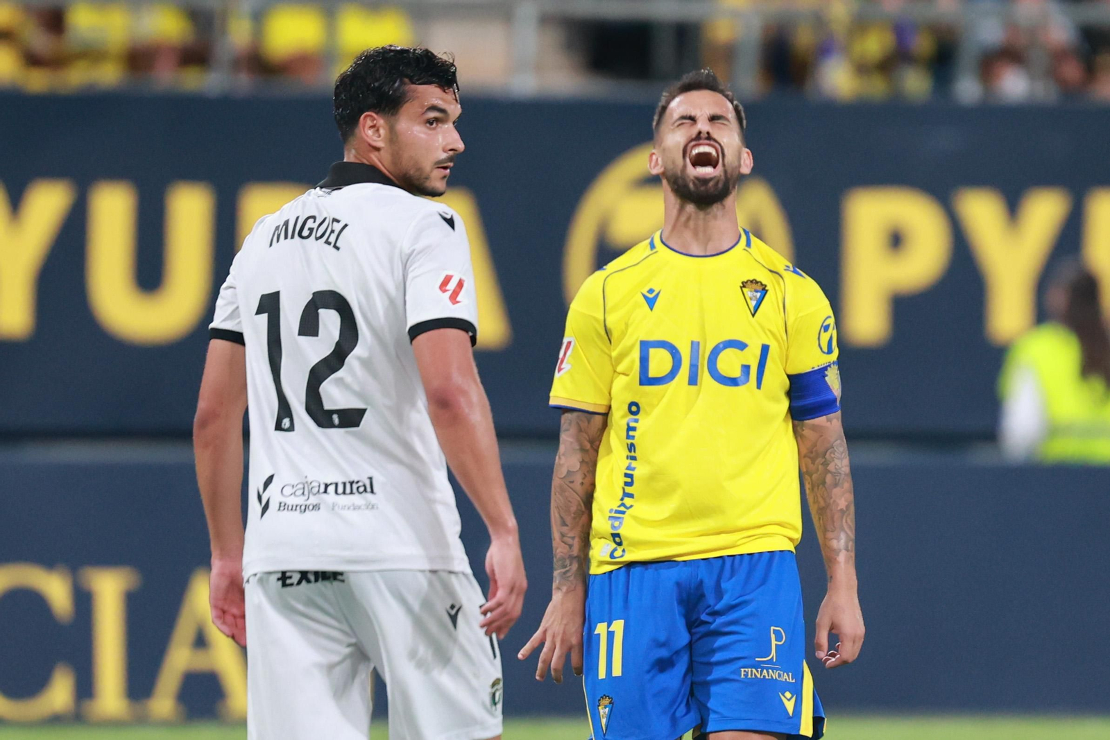 Las imágenes del Cádiz CF-Burgos