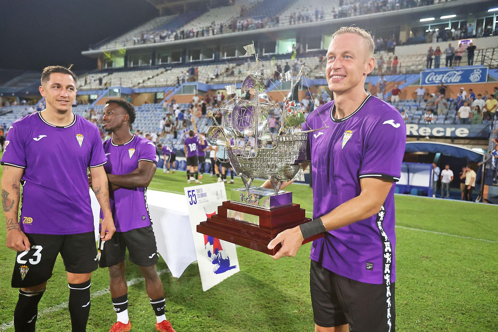 Las mejores imágenes del Trofeo Colombino entre el Recreativo de Huelva y el Córdoba CF