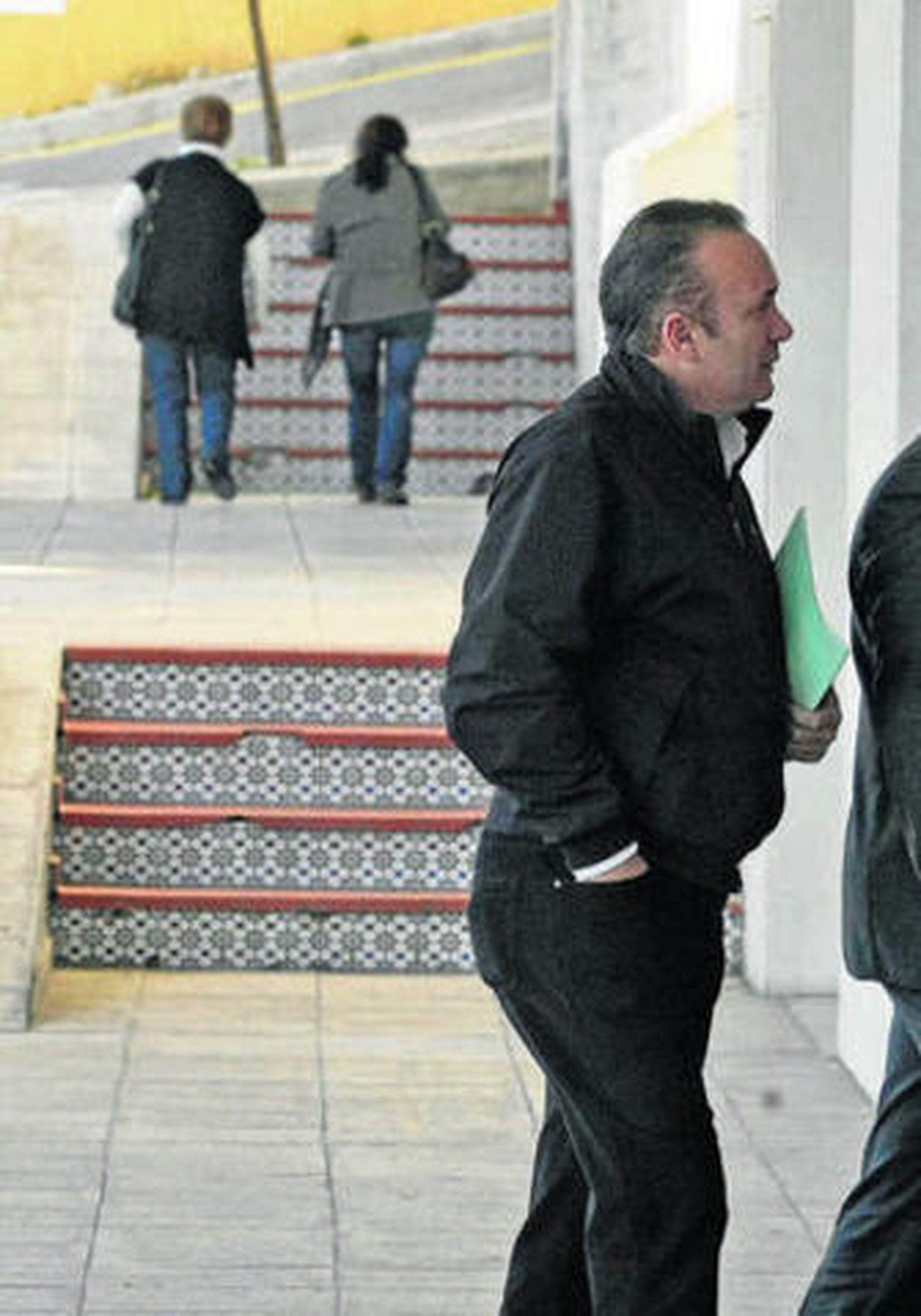 Ledesma entra en el juzgado de San Roque.