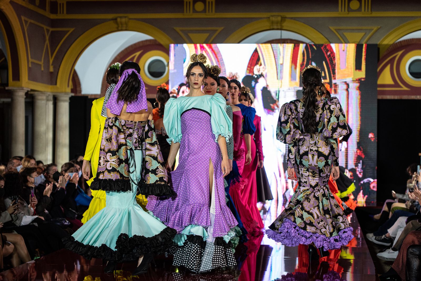 Imágenes de la pasarela de moda ‘Huelva Flamenca 2022’