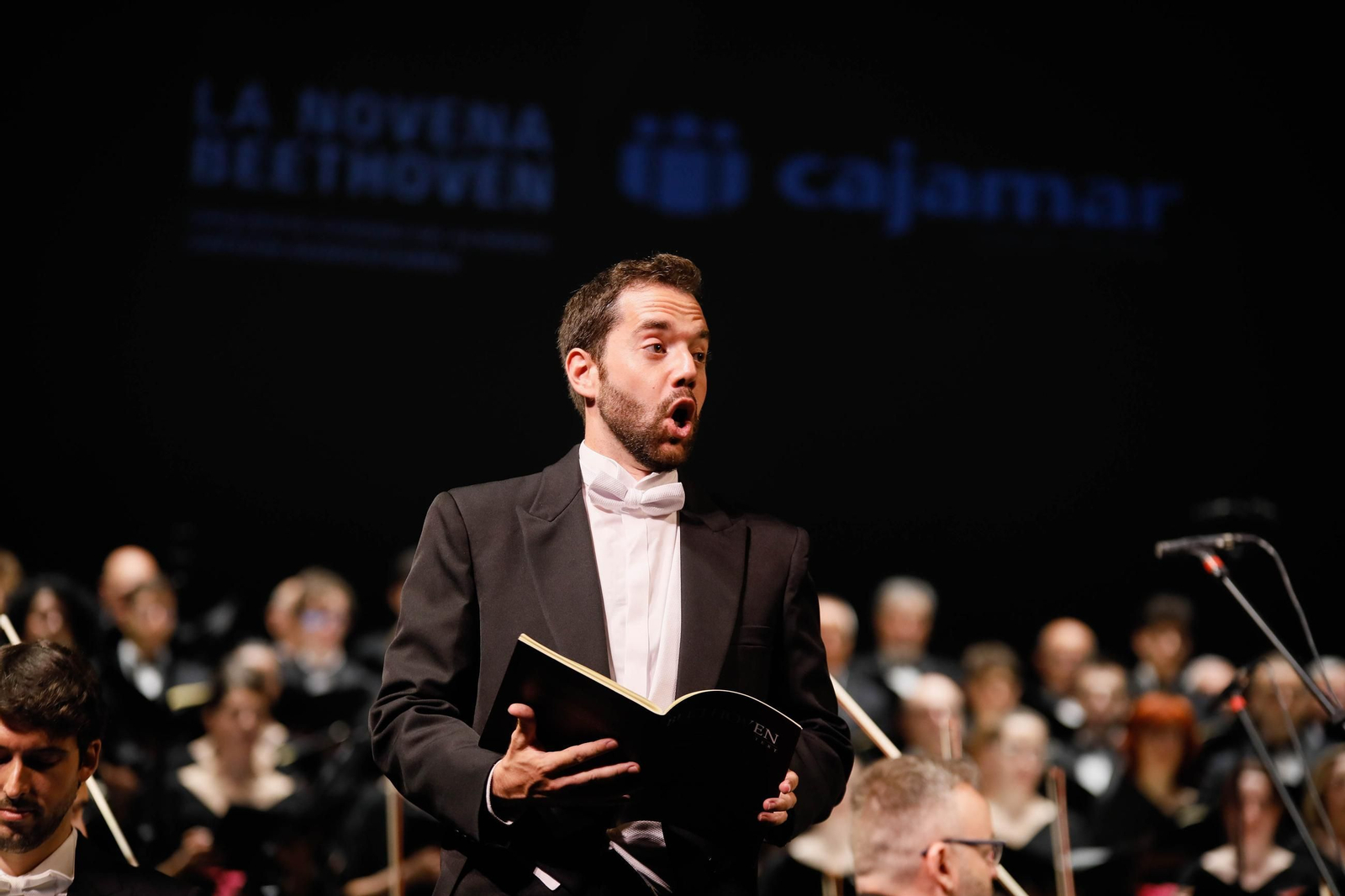 Imágenes de la novena Beethoven interpretado por la OCAL y Orfeón para Cajamar