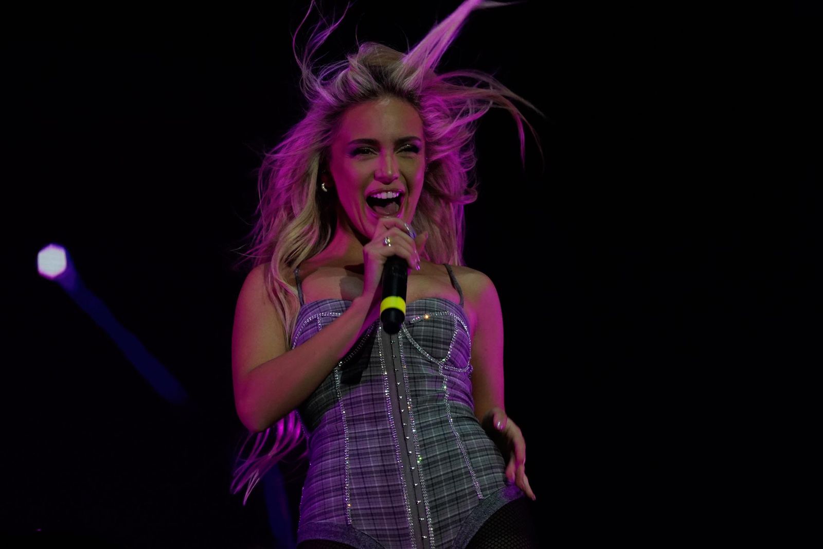 Las mejores imágenes del concierto de Ana Mena en Colombinas 2024