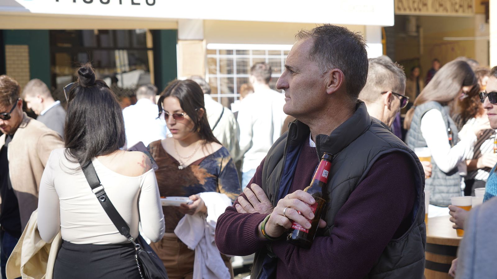 Encuéntrate en la galería del tardeo del sábado en San Sebastián 2025 en Huelva