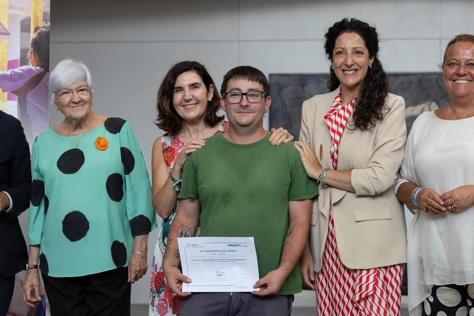 Visita de la consejera a las instalaciones de Aprompsi