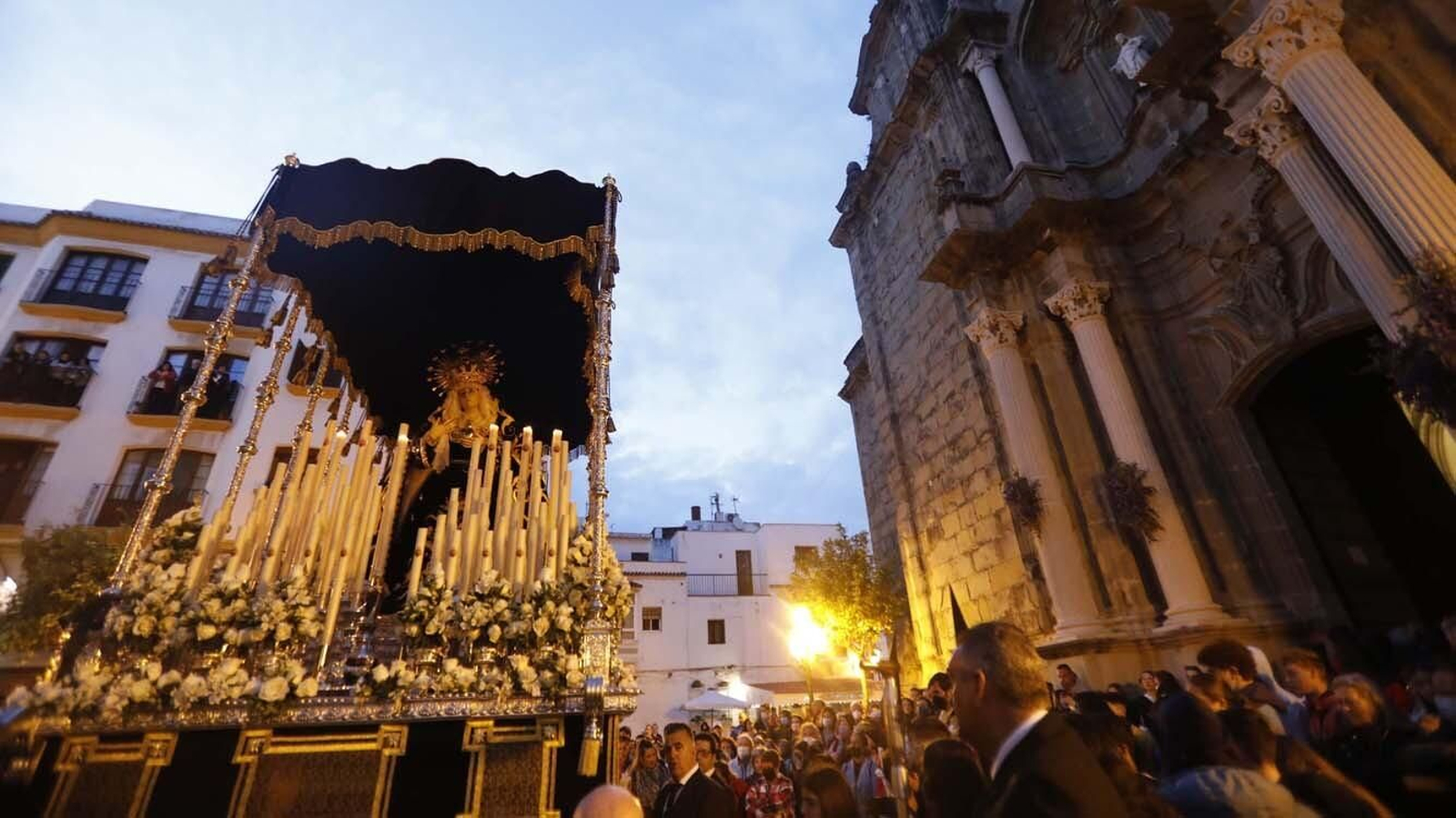 Las imágenes del Martes Santo en Tarifa: La Salud