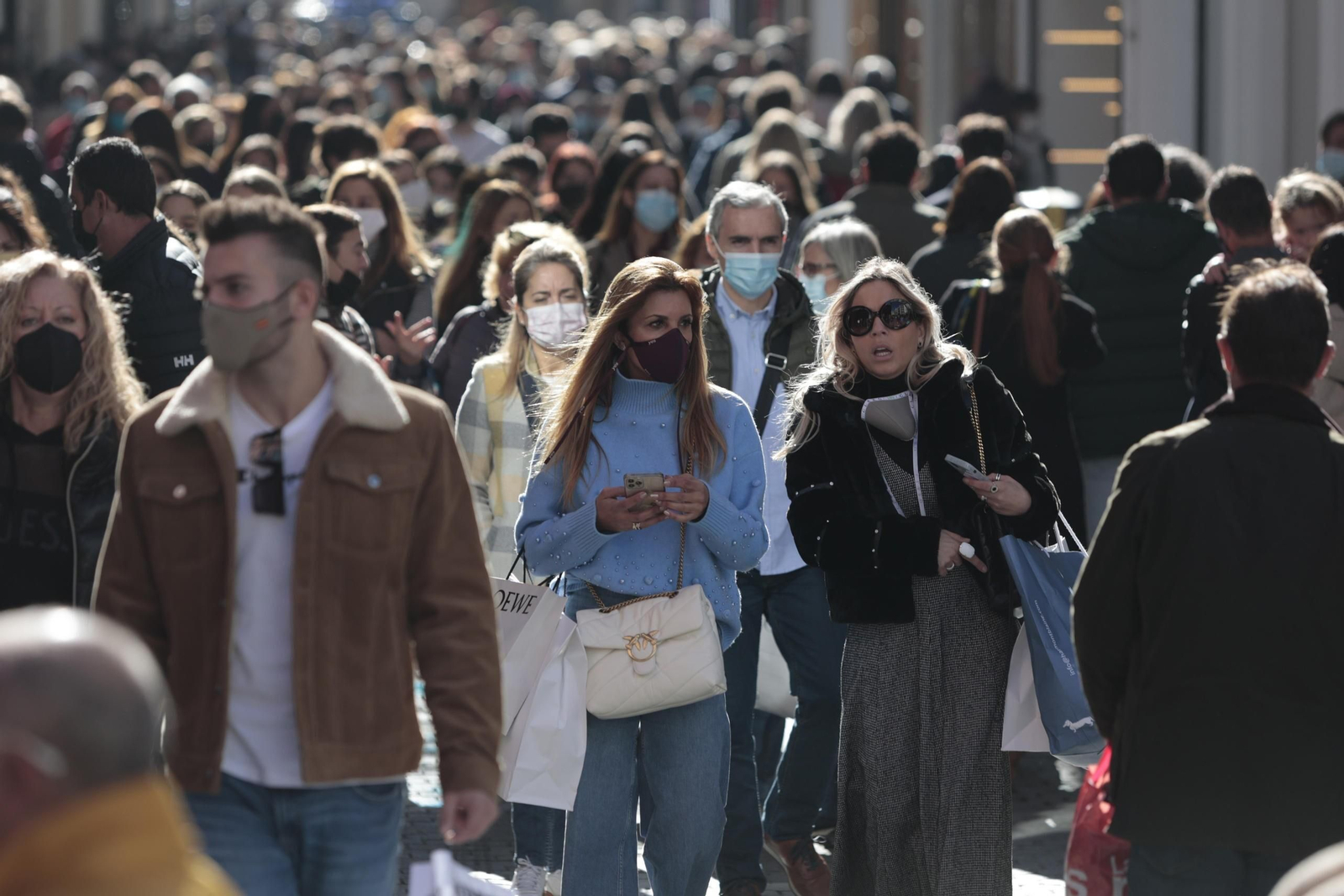 El Colegio de Economistas prevé una leve mejora de la economía para Sevilla y Andalucía.