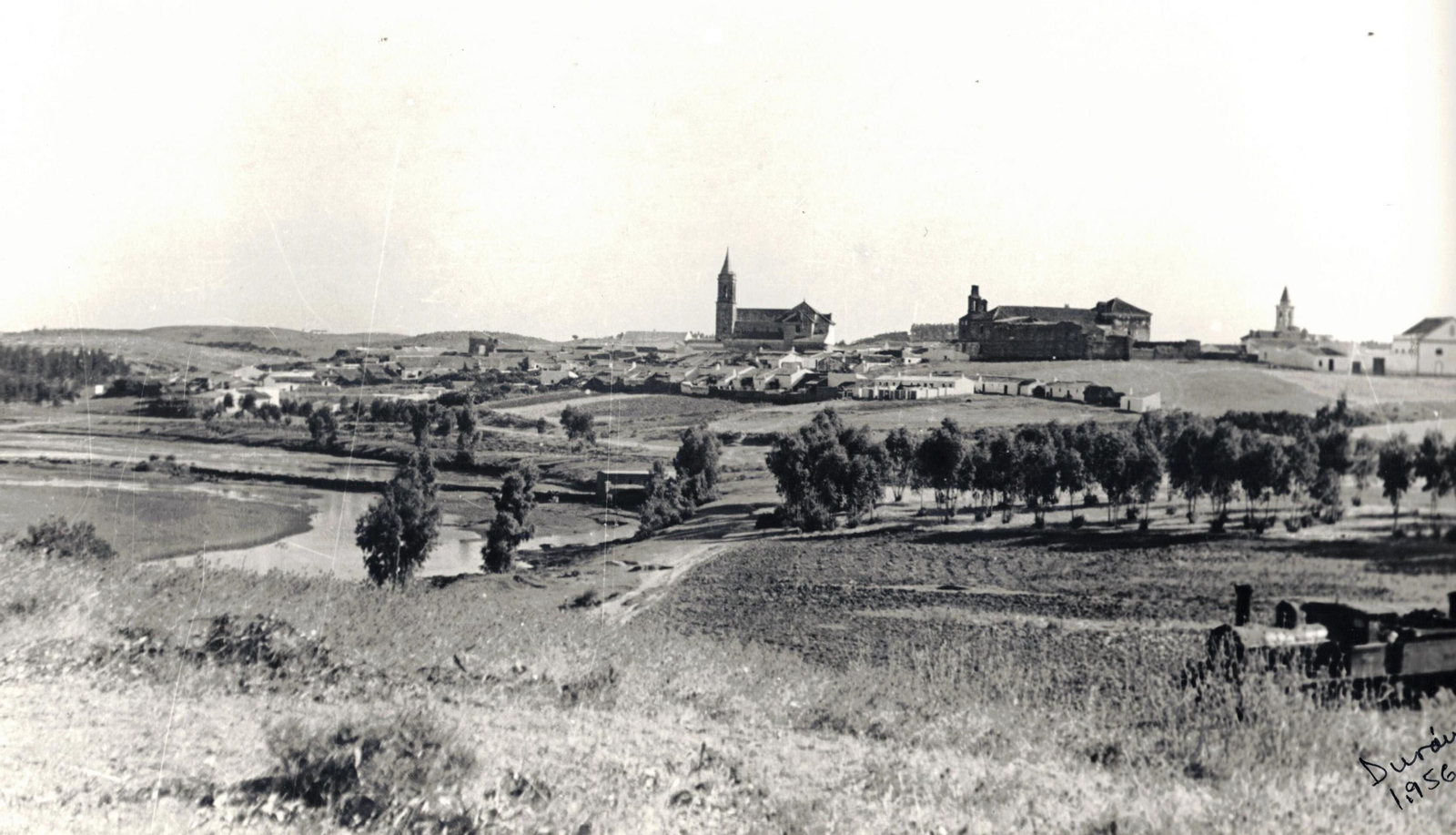 Ferrocarril de Gibraleón a Ayamonte, 1956, una de las fotografías seleccionadas en el libro.