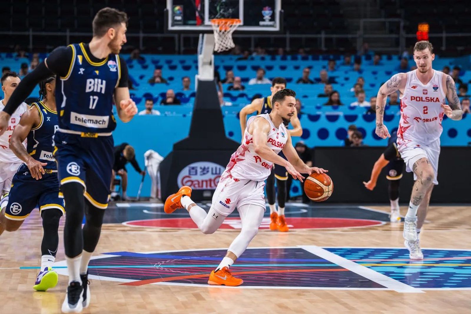 Eurobasket: Polonia avanza a cuartos y retrasa la vuelta de Balcerowski al Unicaja