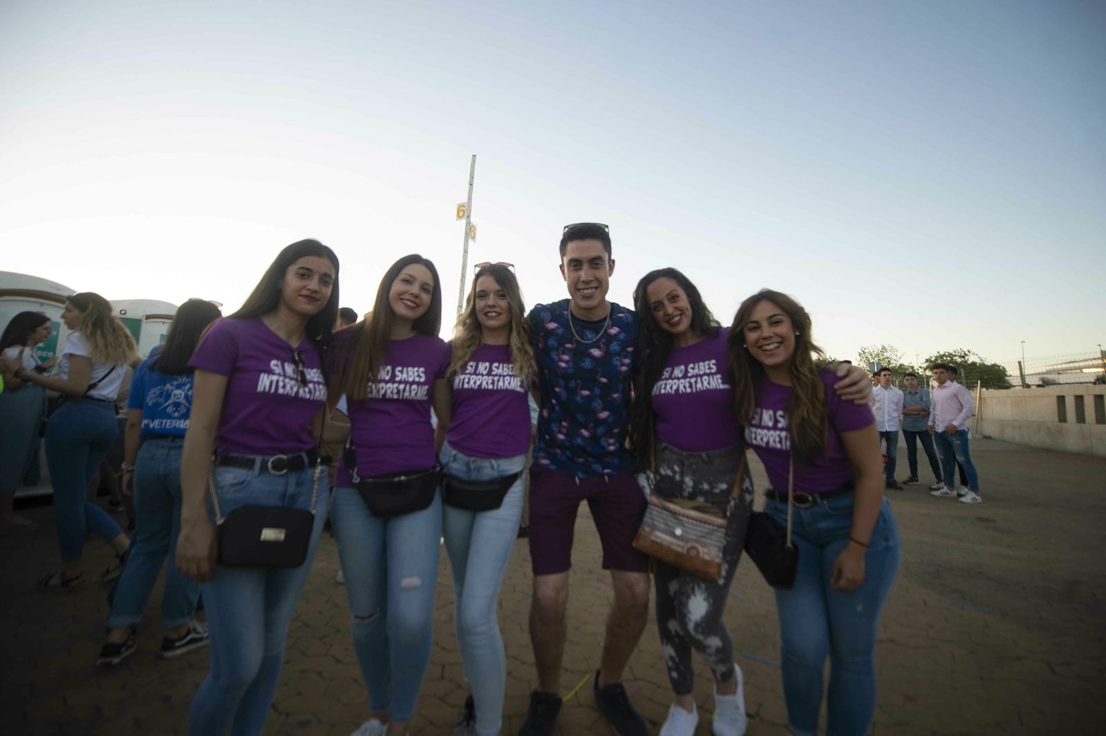 El botellón y la calle del Infierno de la Feria, en imágenes