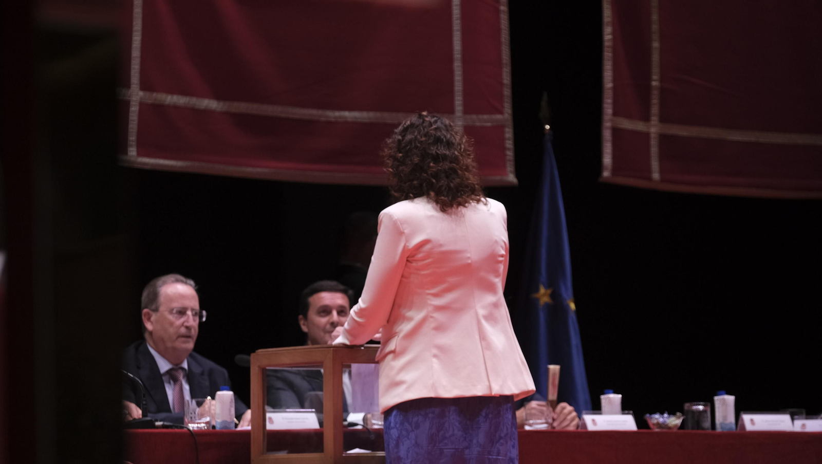 Imágenes de la constitución de la Corporación Municipal de almería, con María Vázquez como Alcaldesa