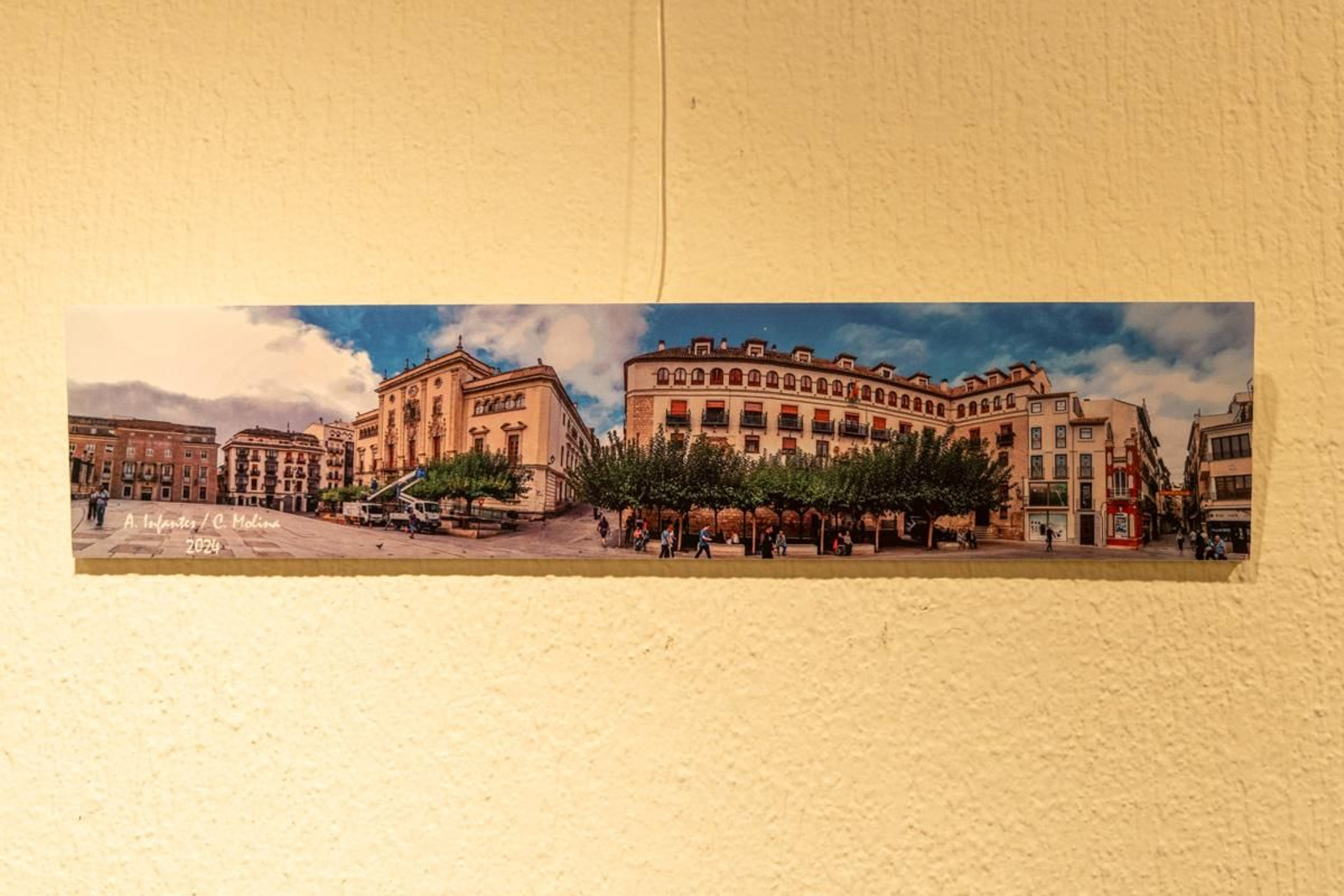 Exposición de "Plazas y rincones del Casco Histórico de Jaén", en imágenes