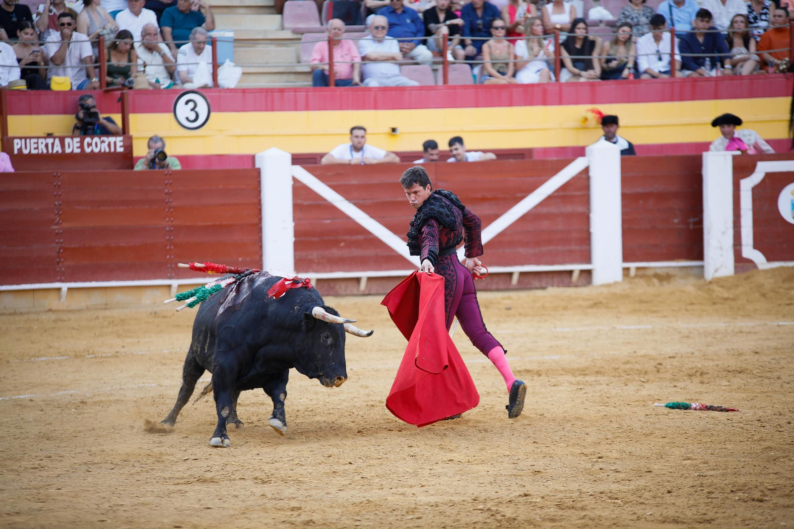 Imágenes de la corrida de toros en Roquetas de Mar
