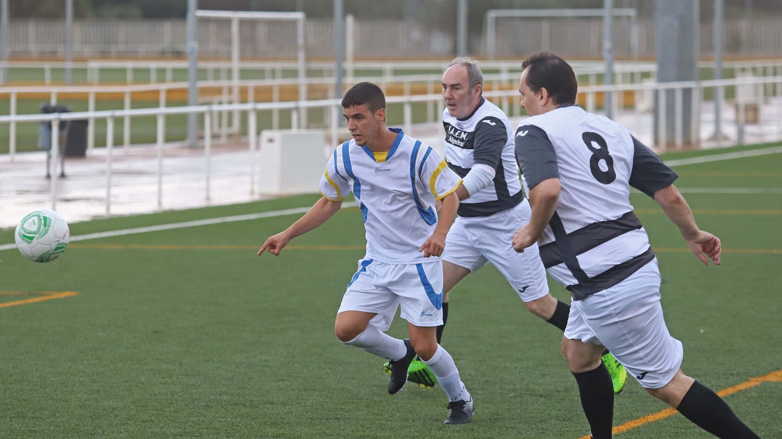 Fotos del IV torneo de fútbol-7 de APadis