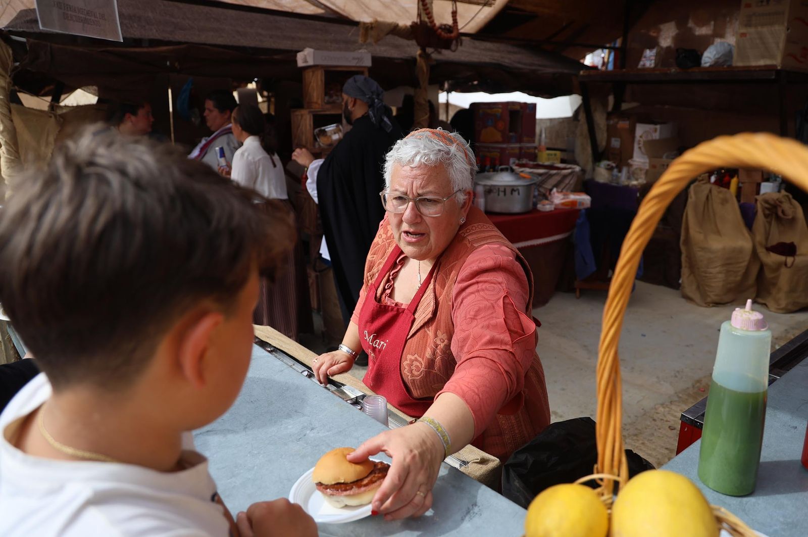 Imágenes del ambiente en el sábado 16 de marzo en Huelva