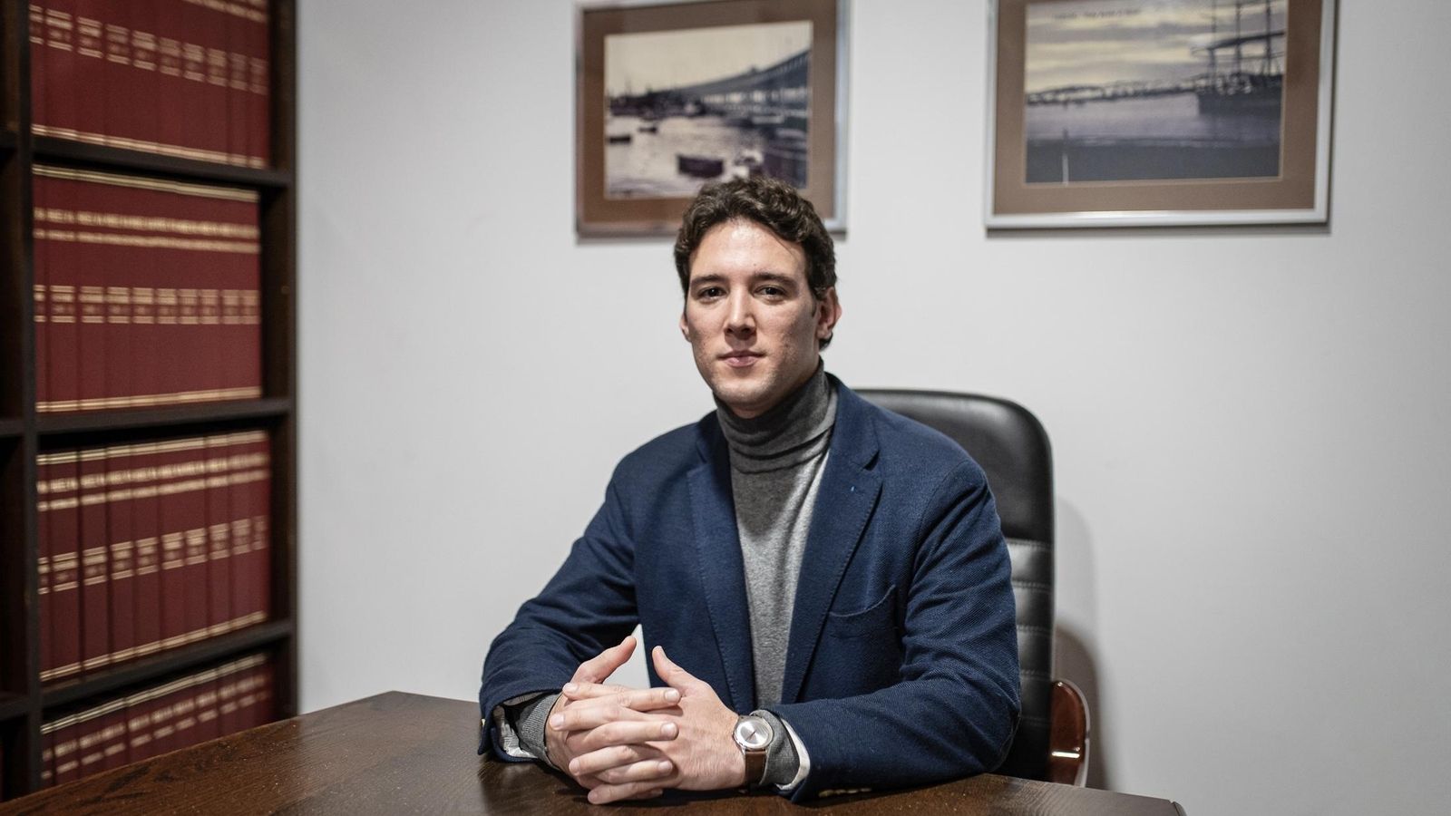 José Luis Pérez-Vera en la redacción de Huelva Información