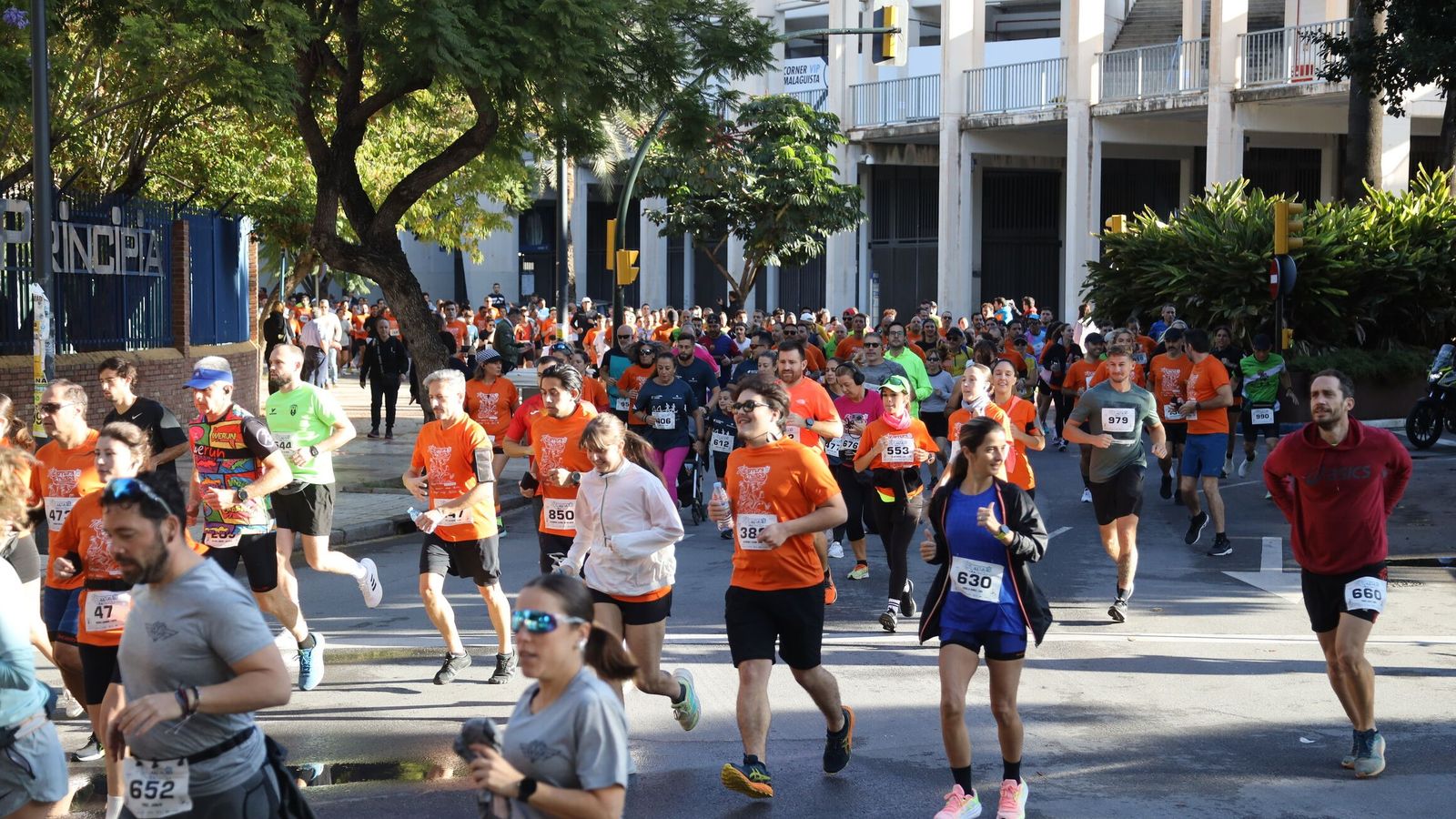 Búscate en las fotos de la Carrera de la Prensa en Málaga