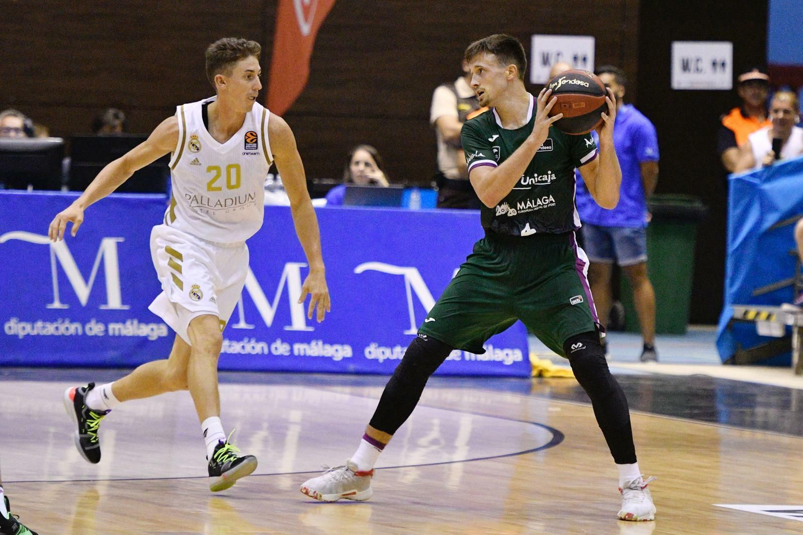 Las fotos del Unicaja - Real Madrid en Nerja