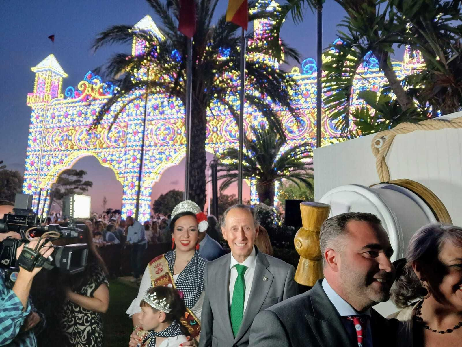Imágenes de la Feria de Chiclana 2024: alumbrado y las primeras horas de fiesta